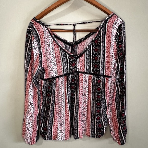 Abercrombie & Fitch Women's XS Top Blouse Long Sleeve VNeck Black White Red - Picture 8 of 13